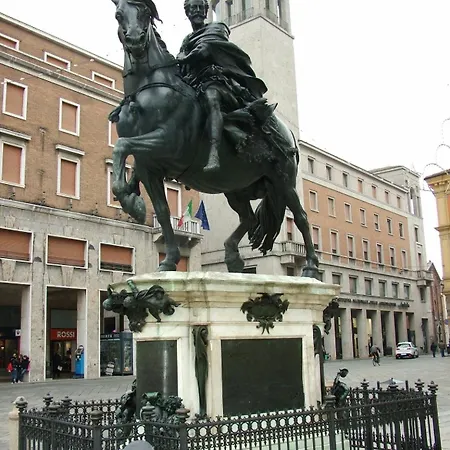 In The Heart Of Piazza Cavalli Appartamento Piacenza